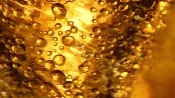 Super Slow Motion Detail Shot Golden Oil Whirl 1000Fps Dalam — Stok Video