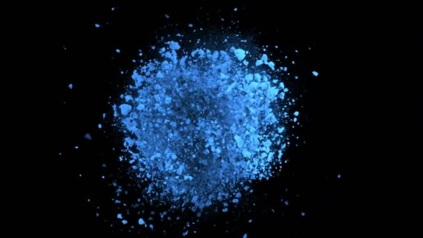 Super Slow Motion Shot Rotating Blue Powder Expolosion Απομονωμένο Μαύρο — Αρχείο Βίντεο