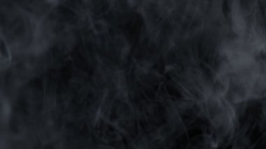 Yükselen Duman Arkaplanı 'nın Süper Yavaş Çekimi, 300 fite kadar izole edildi. 4K 'da yüksek hızlı sinema kamerası ile çekildi...