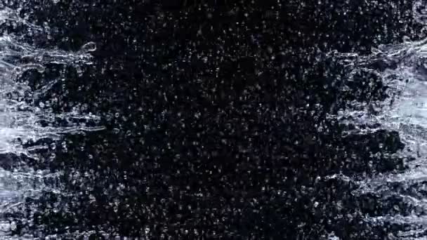 Супер Повільний Постріл Водяної Сторони Сплесків Ізольовано Чорному Тлі Швидкості — стокове відео