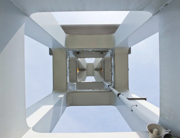 Portador del puente levadizo IJssel desde una vista central pivotal hacia arriba —  Fotos de Stock