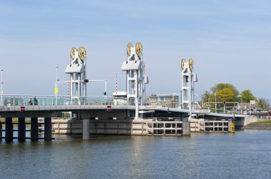 kampen, Hollanda kenti IJssel Köprüsü'nde görüntüleme