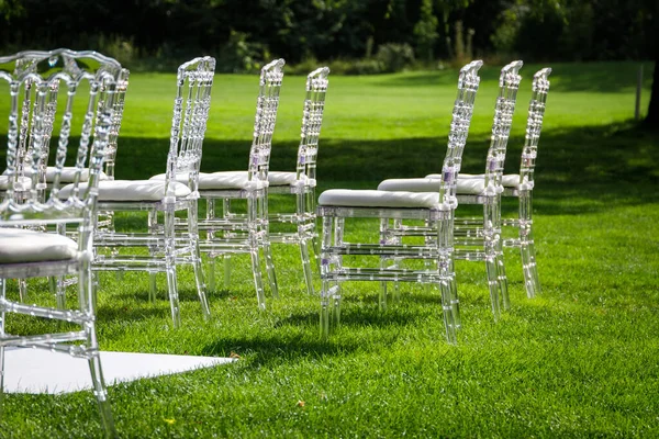 Festive Plastic Furniture Wedding Ceremony Beautiful Green Grass — Stock Photo, Image