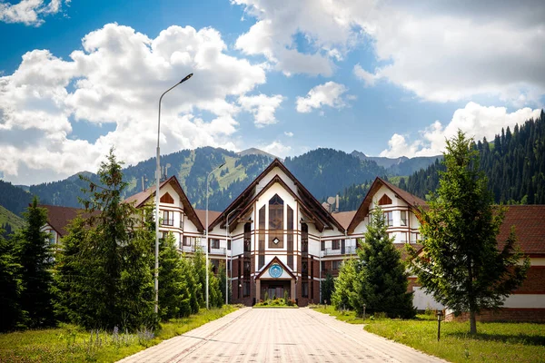 Main Building Hotel Bulak Mountain Resort Summer Tourist Season Almaty — Stockfoto