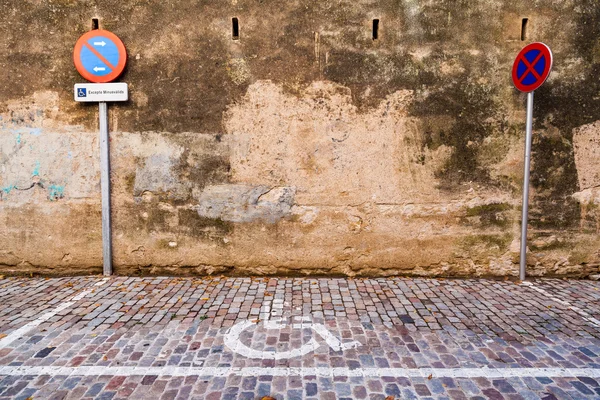 Estacionamento especial para deficientes — Fotografia de Stock