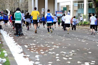 Runner geçmek su istasyonu çöp Makinası