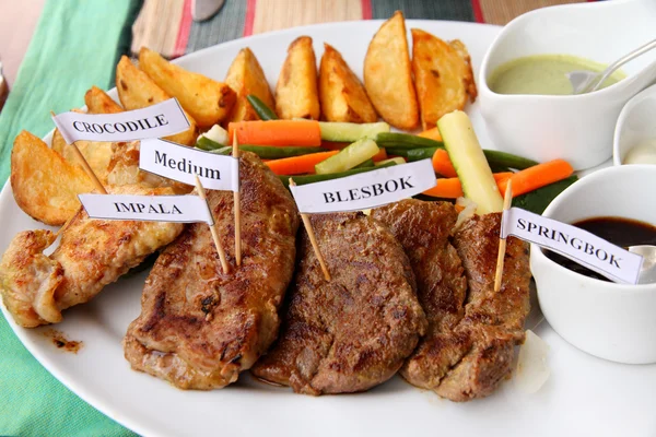 Afrika oyun et tabağı