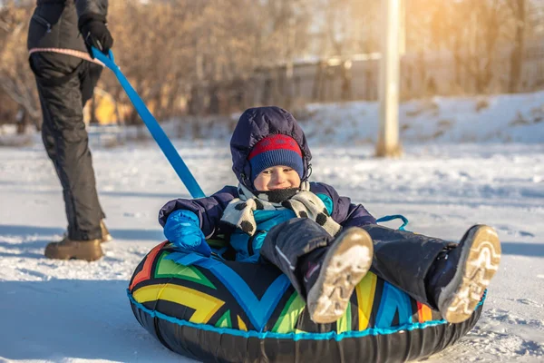 Happy Child His Mother Tubing Park Slide Fun Winter Weekend — Fotografia de Stock