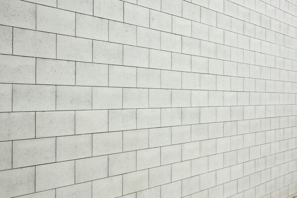 Бетонная стена
