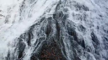 Falls