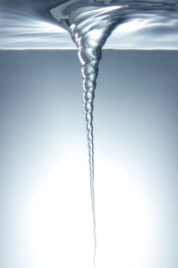Whirlpool su altında