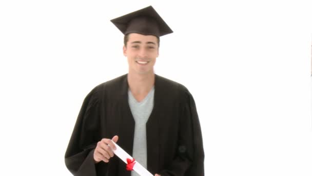 Adolescente cara comemorando graduação — Vídeo de Stock