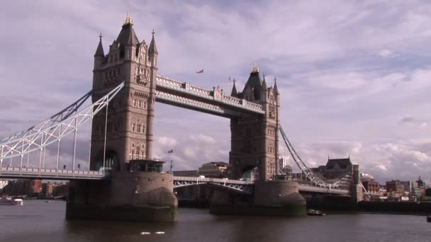 London-Brücke — Stockvideo
