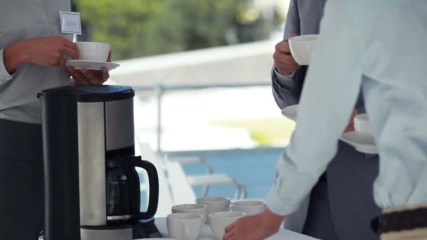 Colegas en una pausa para el café — Vídeos de Stock