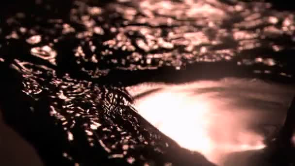 Water flowing in super slow motion — Stock Video