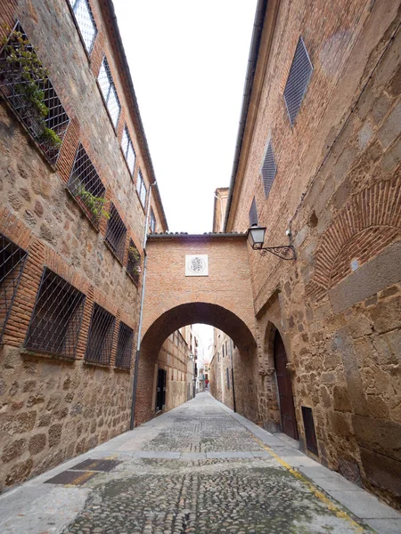 Avrupa 'nın eski dar sokaklarında. Plasencia, İspanya, Caceres Özerkliği.