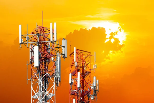 Telecommunicatie Toren Technologie Digitaal Communicatie Systeem Met Zon Achtergrond — Stockfoto