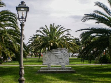 torre del lago, Toskana İtalya massaciuccoli gölde bir görüntü