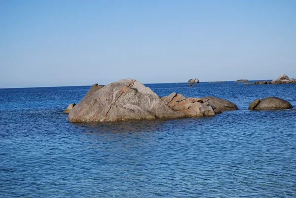 Uitzicht op prachtige zee van villasimius, in Sardinië, Italië — Stockfoto