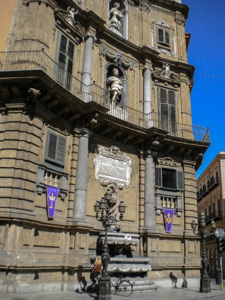 Quattro Canti en Palermo (cuatro esquinas ) —  Fotos de Stock