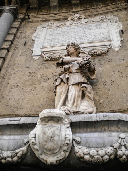 Quattro canti in palermo (vier Ecken)) — Stockfoto