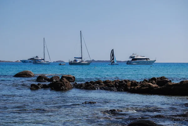 Θέα από την όμορφη θάλασσα της villasimius, στη Σαρδηνία, Ιταλία — Φωτογραφία Αρχείου