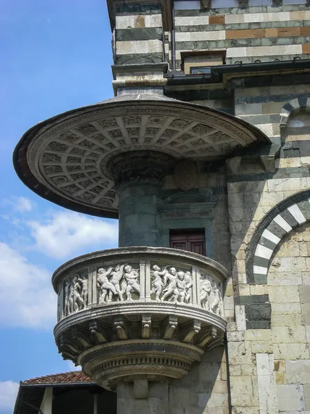 Prato (Toscana, Italia) - Catedral, el púlpito exterior de Donatello —  Fotos de Stock