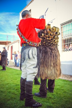 Sardinya, İtalya: mamuthones