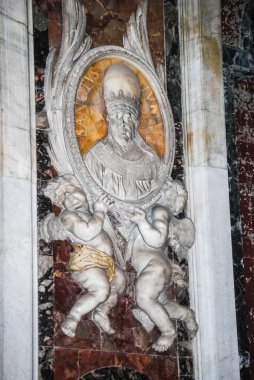 saint Peter's Bazilikası Vatikan - iç ünlü kilise