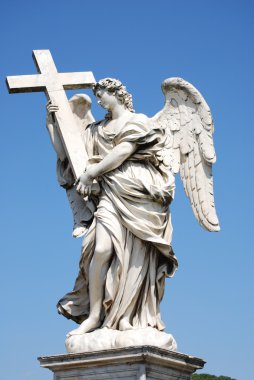 Bernini 'nin mermer melek heykeli, Roma' daki Sant 'Angelo Köprüsü' nden çaprazlanmış.