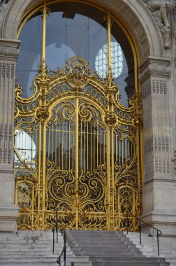 Paris 'teki çok ünlü Petit Palais Müzesi.