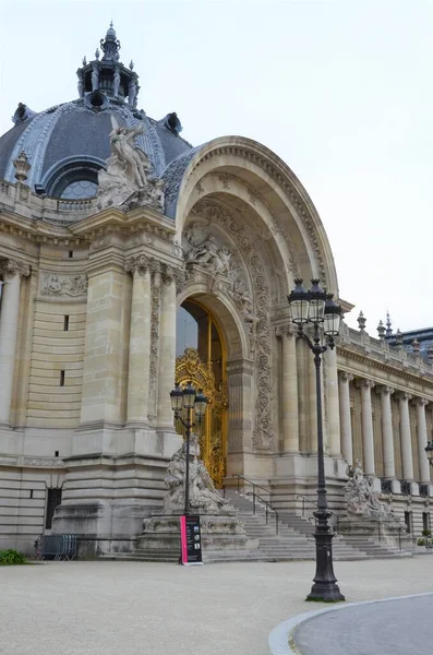 Muito Famoso Petit Palais Museum Paris — Fotografia de Stock