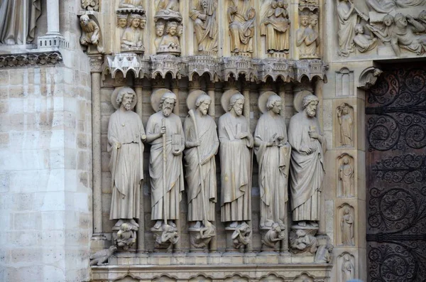 Paris França Famosas Estátuas Fachada Catedral Notre Dame Património Mundial — Fotografia de Stock