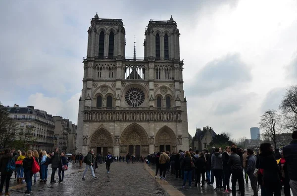 Párizs Franciaország Híres Notre Dame Katedrális Homlokzati Szent Szobrok Unesco — Stock Fotó