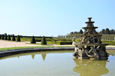 Beautiful Versailles Fontaine -Pyramid, Paris (France)