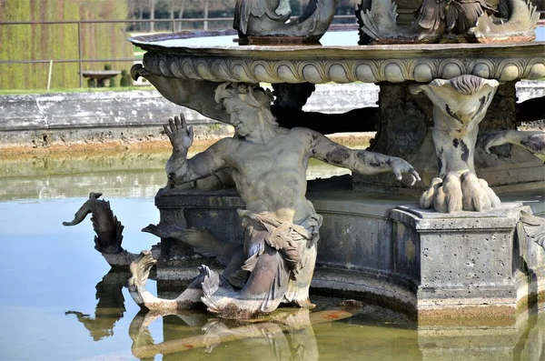 Beautiful Versailles Fontaine Pyramid Paris France — ストック写真