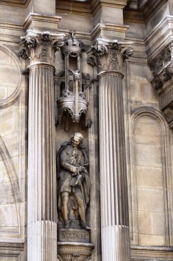 Paris belediye binasının cephesi, Fransa