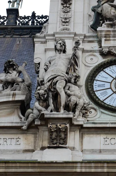 法国巴黎市政厅的立面 — 图库照片