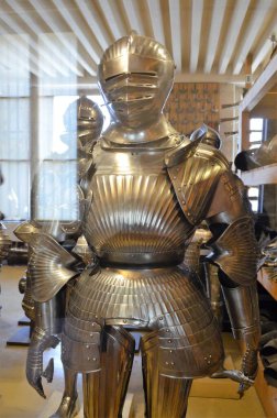 Napolyon 'un Fransa' daki mezarının içinde bulunan Invalides Oteli (Invalids Ulusal Konutu)