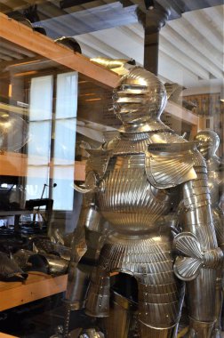 Napolyon 'un Fransa' daki mezarının içinde bulunan Invalides Oteli (Invalids Ulusal Konutu)