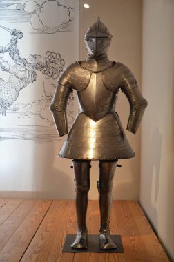 Napolyon 'un Fransa' daki mezarının içinde bulunan Invalides Oteli (Invalids Ulusal Konutu)