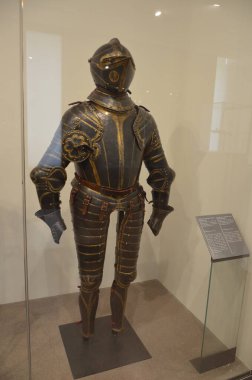 Napolyon 'un Fransa' daki mezarının içinde bulunan Invalides Oteli (Invalids Ulusal Konutu)