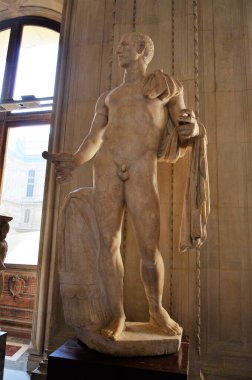 Paris, Fransa 03.25.2017: Paris 'in ünlü bir müzesinin içi