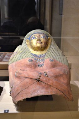 Paris, Fransa 03.25.2017: Paris 'in ünlü bir müzesinin içi