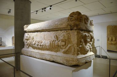 Paris, Fransa 03.25.2017: Paris 'in ünlü bir müzesinin içi