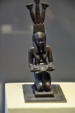 Paris, Fransa 03.25.2017: Paris 'in ünlü bir müzesinin içi