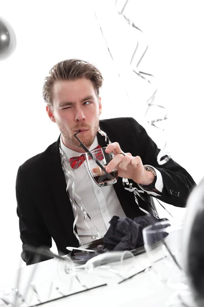 Gekke partij man met glas — Stockfoto