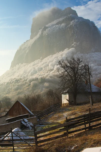 Terk Edilmiş Eski Ev — Stok fotoğraf