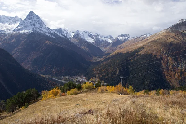 Beautiful landscape on mountain — Stock Photo, Image