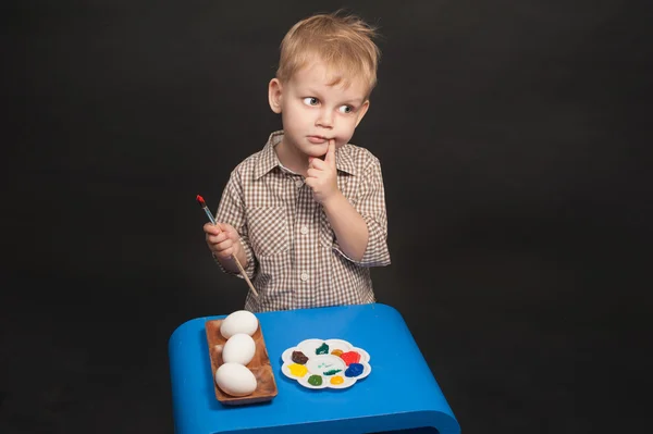 Peinture oeufs de Pâques — Photo